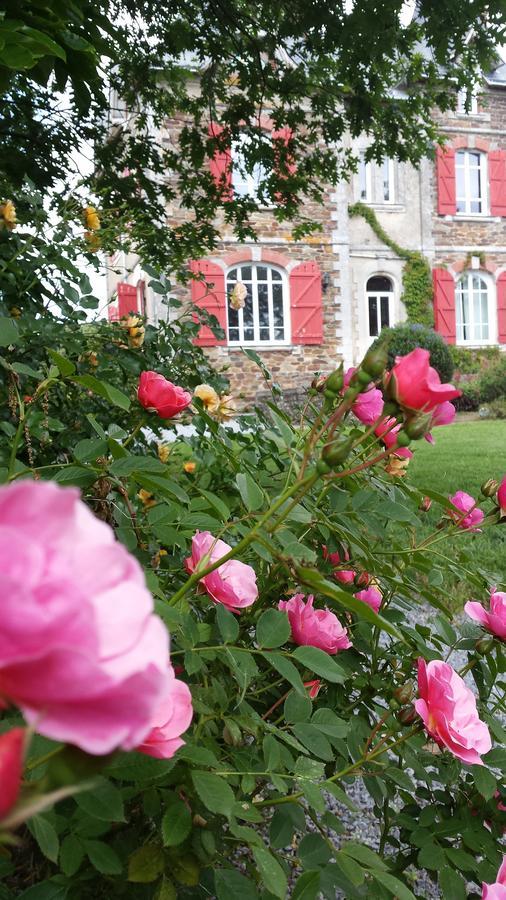 La Clef Du Bonheur Bed and Breakfast Le Loroux-Bottereau Exteriör bild